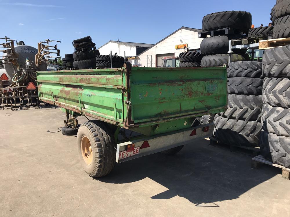Benne , 5 t , joskin , basculante , remorque