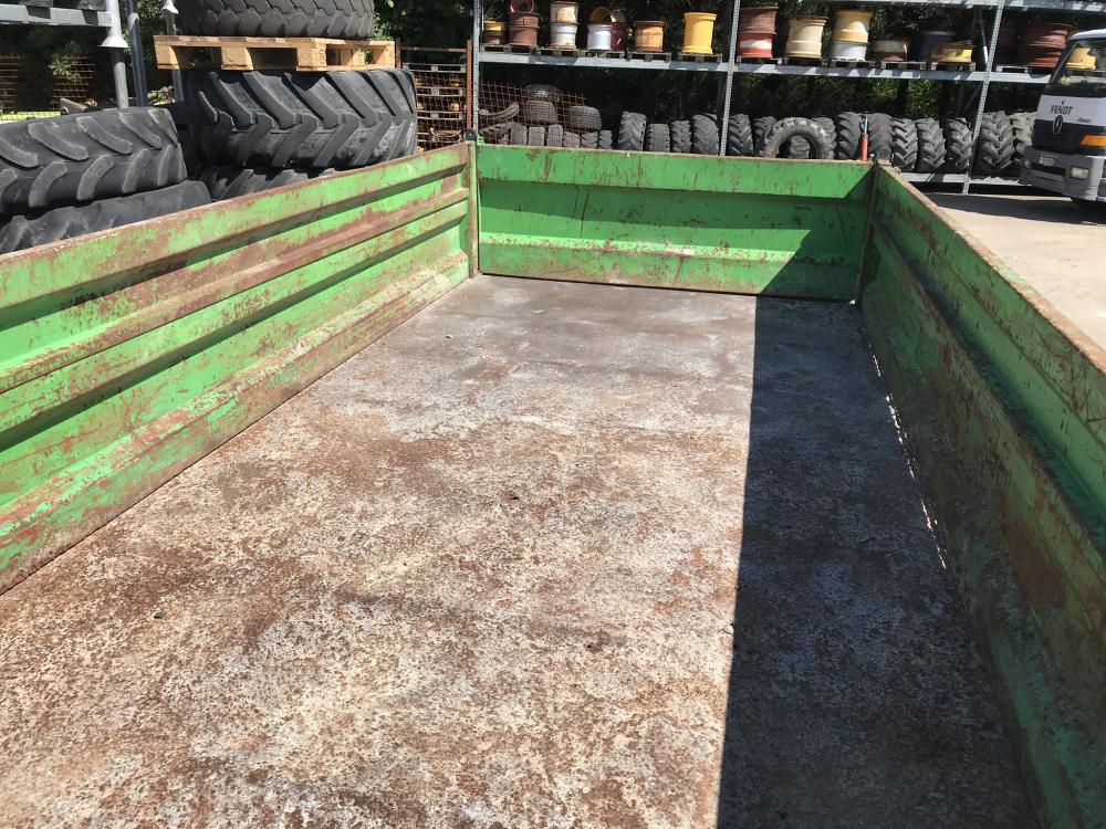 Benne , 5 t , joskin , basculante , remorque