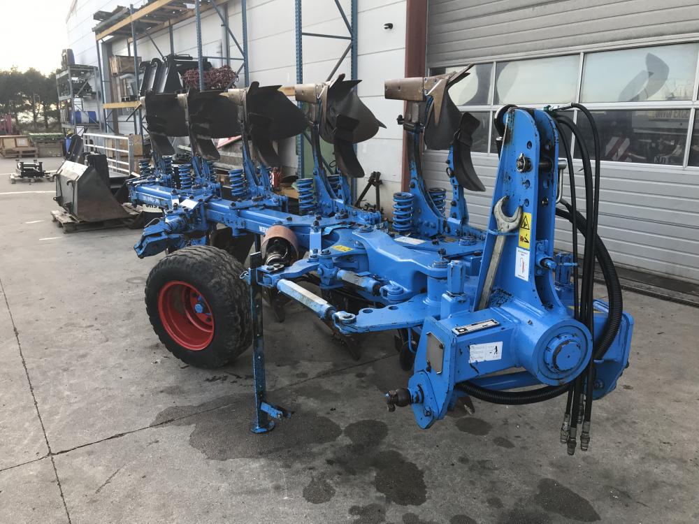 Charrues , Opal 9 , lemken , 5 corps , non stop