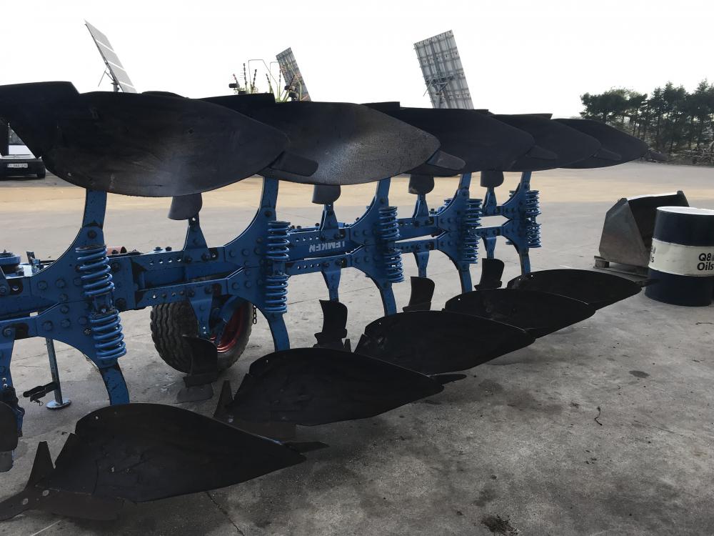 Charrues , Opal 9 , lemken , 5 corps , non stop