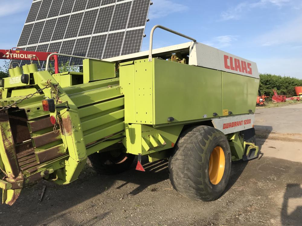 Presse , claas , quadrant 1200,