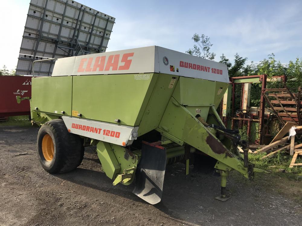 Presse , claas , quadrant 1200,