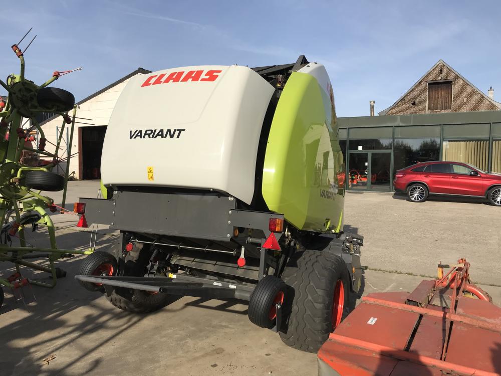Claas , variant 380,presse , balles ronde