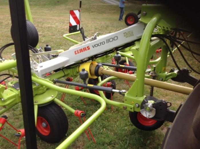 faneuse, claas, volto, 1100, fenaison, récolte, fourrage, silo