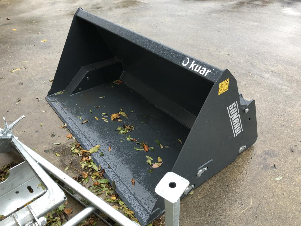 Bac Deversement en pointe , 1,60 m , euro , stock