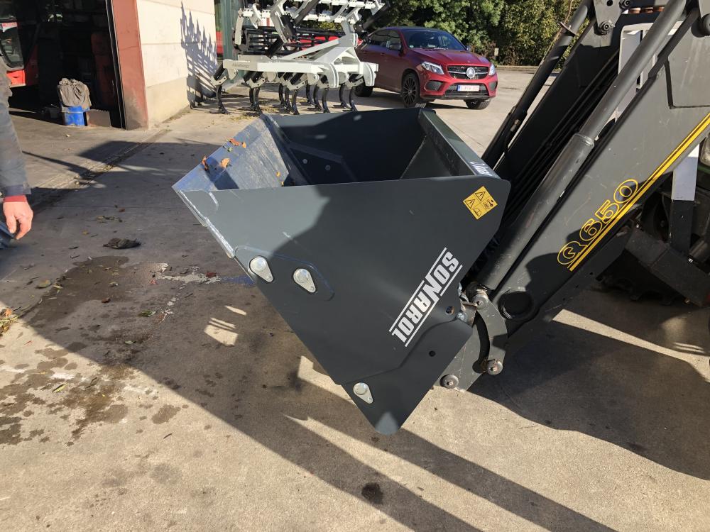 Bac Deversement en pointe , 1,60 m , euro , stock