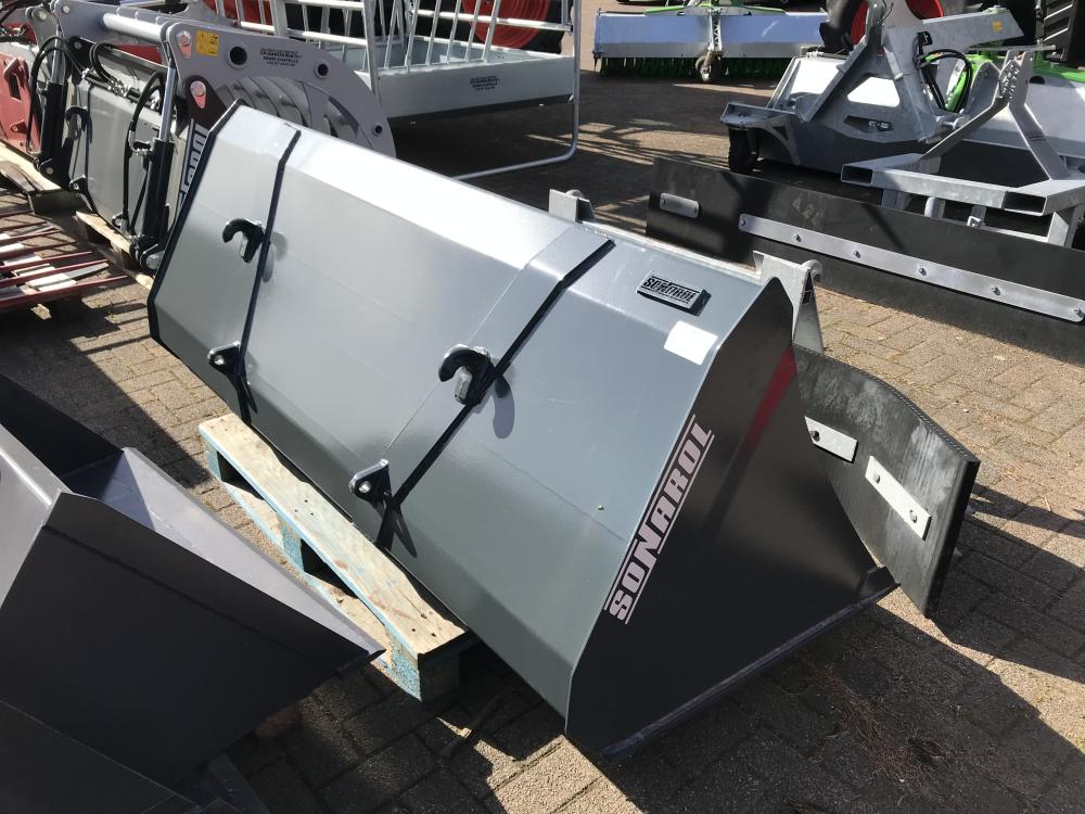Bac a terre , 2,20 M , euro , de stock