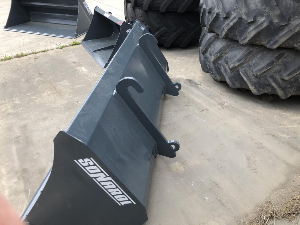Bac a terre , 2,40 m , Q fit - jcb claas - Kramer