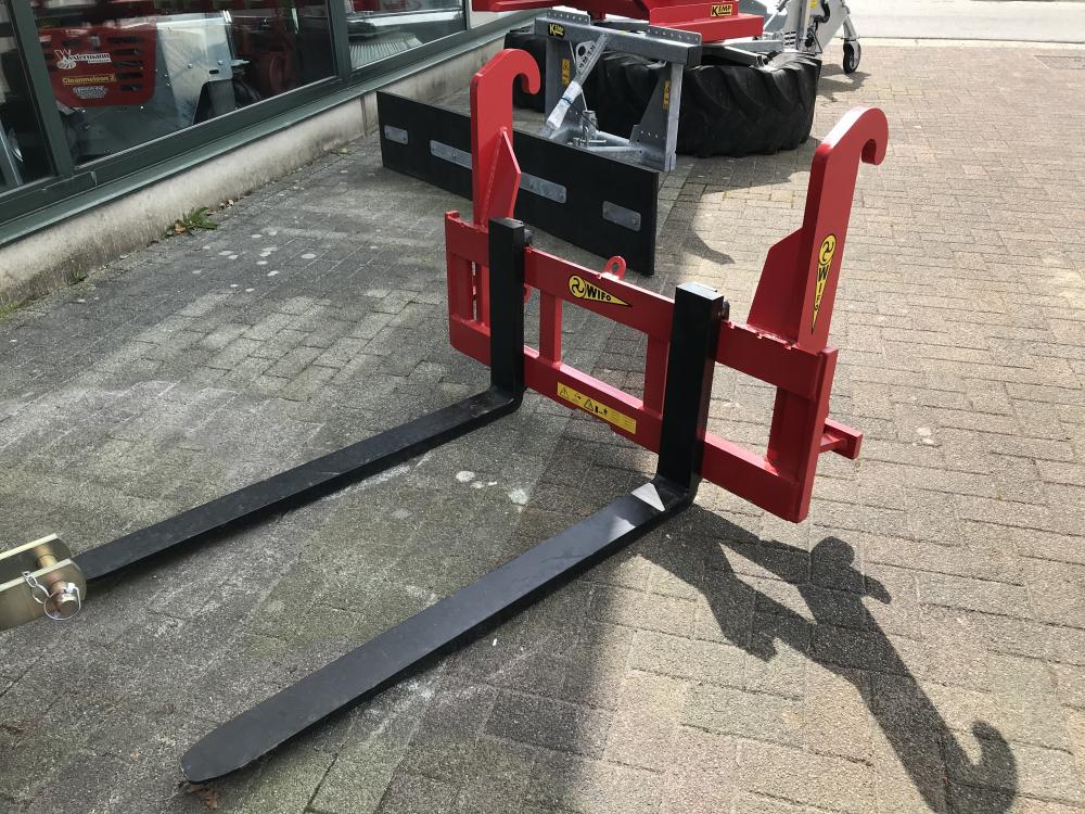 Fourche à palettes , 2500 kg , jcb , claas