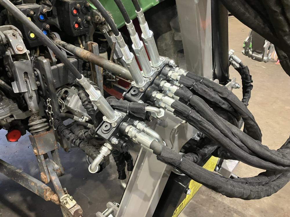 taille haie , sécateur , 3 point tracteur , bras , 1,80 m 
