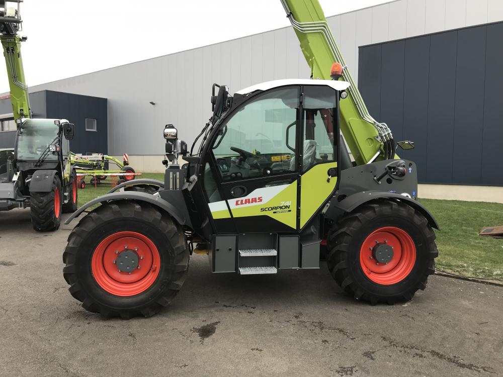 TELESCOPIQUE , claas 732 , scorpion , 7m , 3,2 t 