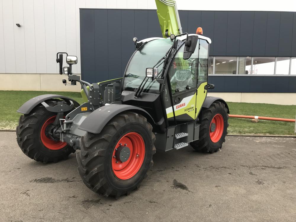 TELESCOPIQUE , claas 732 , scorpion , 7m , 3,2 t 