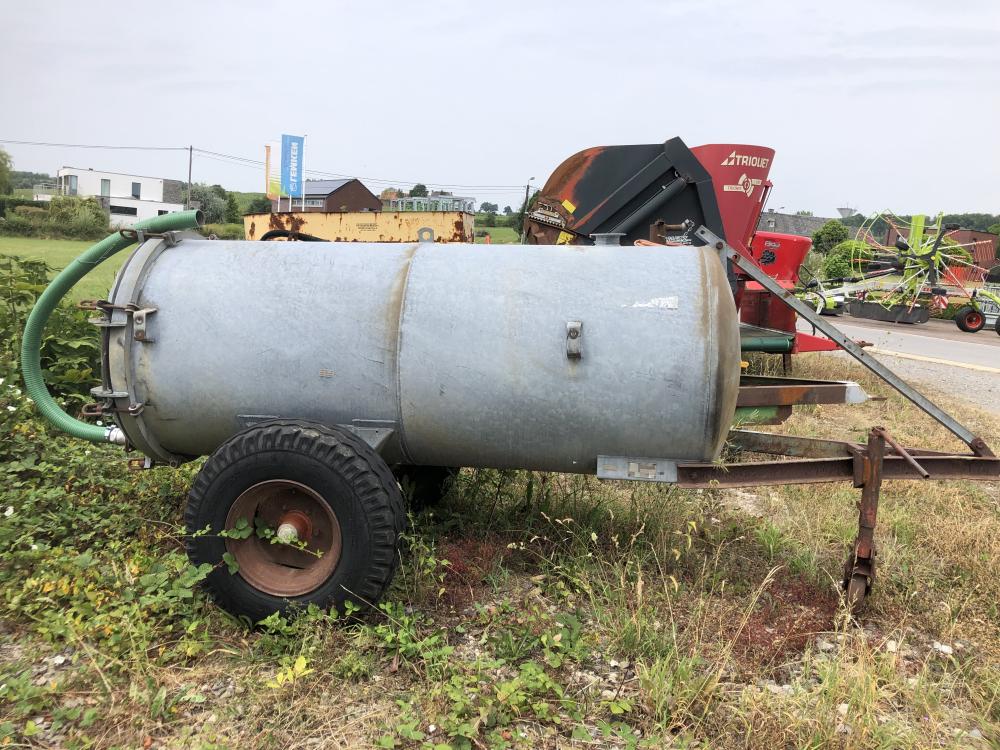 Tonneau , tonne , lisier eaux
