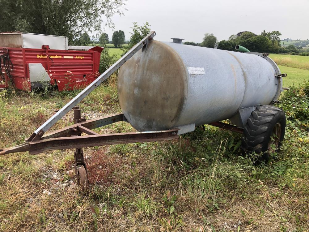 Tonneau , tonne , lisier eaux