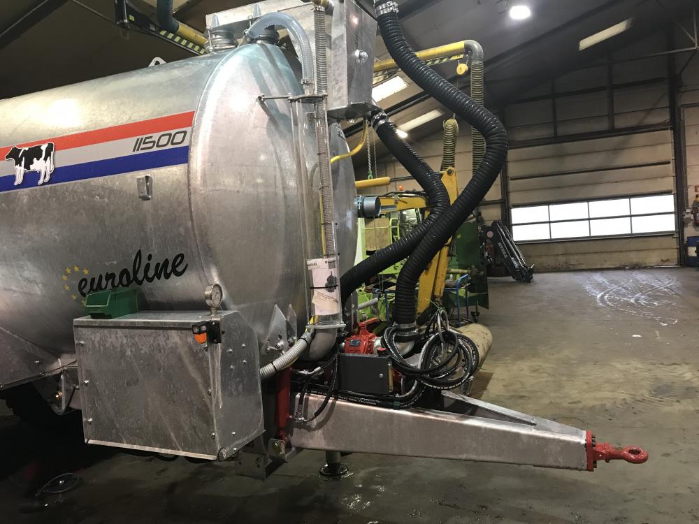 Lisier , peecon , tonneau , simple essieux, 1150 litres